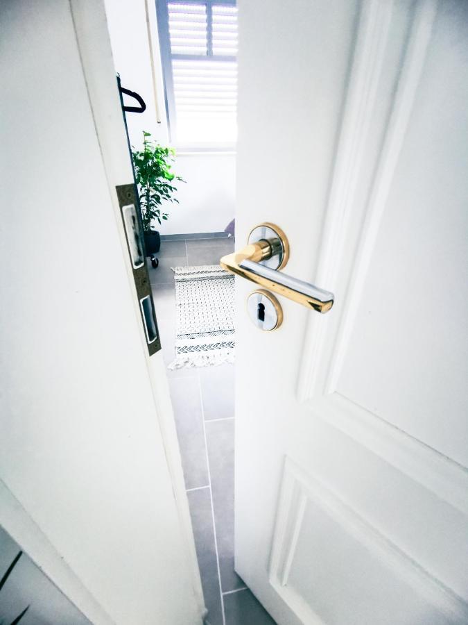 Smooth Living Apartments Augsburg Lechhausen - Free Parking Exterior foto